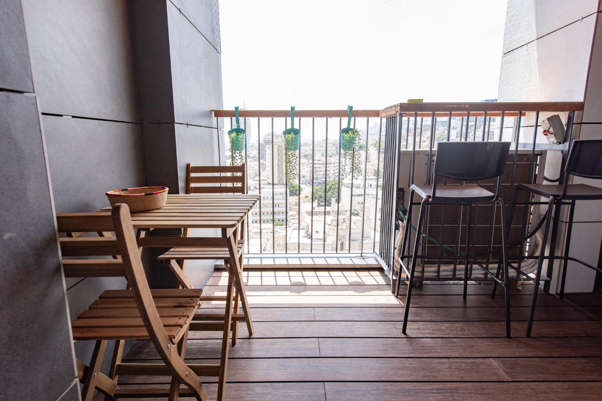 Port City Haifa - Downtown Luxury Apartments Екстер'єр фото