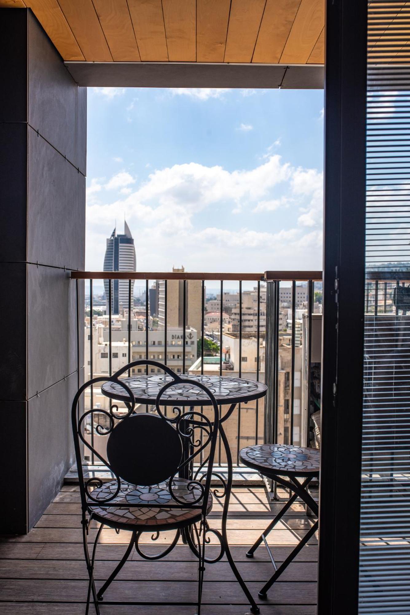 Port City Haifa - Downtown Luxury Apartments Екстер'єр фото